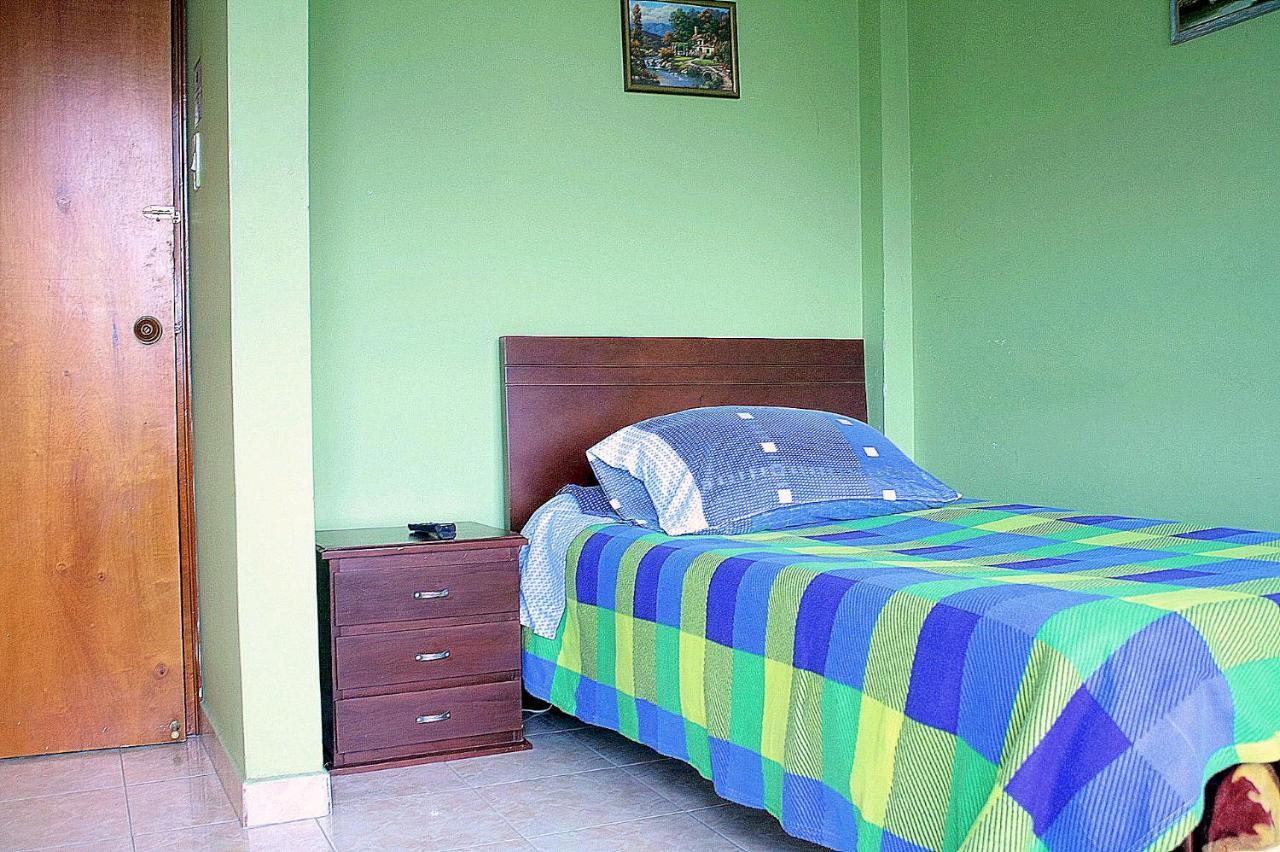 Hostel Casa Alb Bogotá Esterno foto